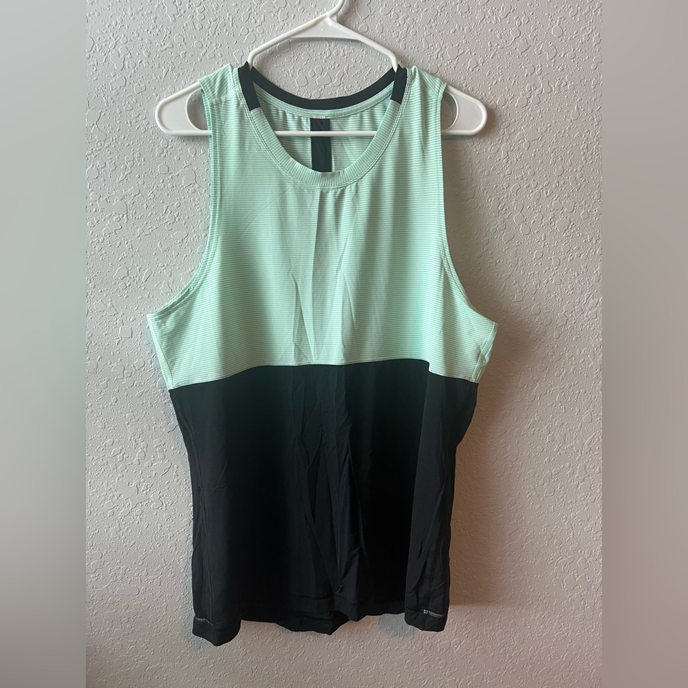 Limited edition Seawheeze lululemon tank!!!!!